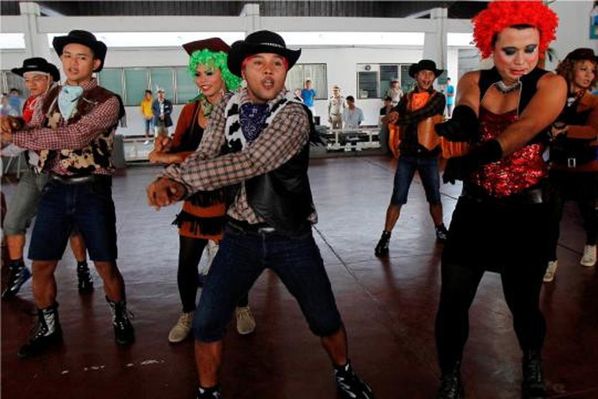 Di Thailand narapidana menari Gangnam Style