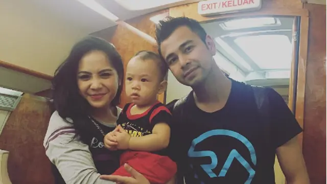 Unggah Foto Keluarga di Jet Pribadi, Raffi Ahmad Didoakan Netizen