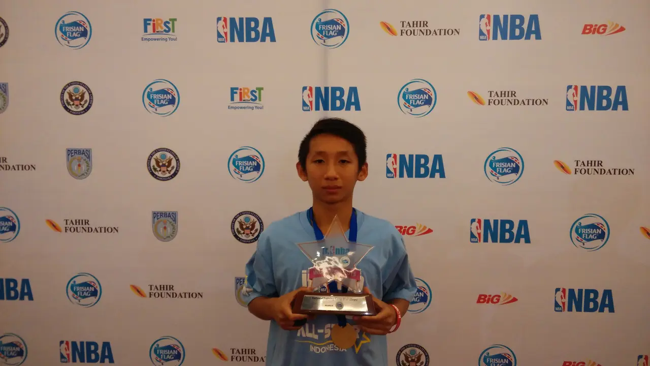 Julius Robert Terpilih Sebagai MVP Jr NBA Indonesia 2015