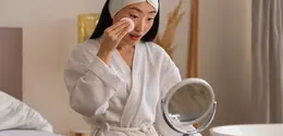 Sahabat Fimela, yuk simak ritual skincare minimalist yang efektif dibawah ini. [Dok/freepik.com/pikisuperstar]