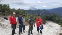 Hingga memasuki hari keenam, Wolter Klaus pendaki asal Jerman yang tersasar di Gunung Sibayak, Karo, Sumatera Utara, belum ditemukan. (Liputan6.com/Reza Efendi)