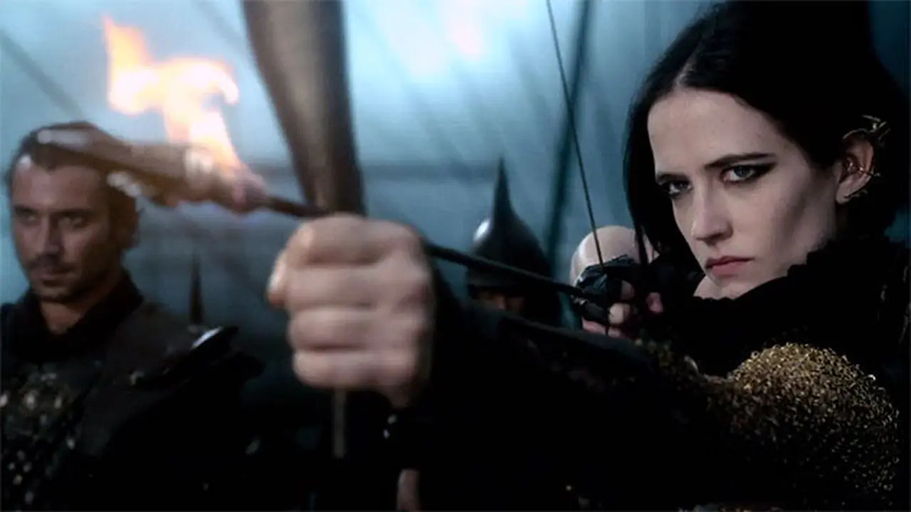 Lakukan Adegan Seks, Eva Green Terluka