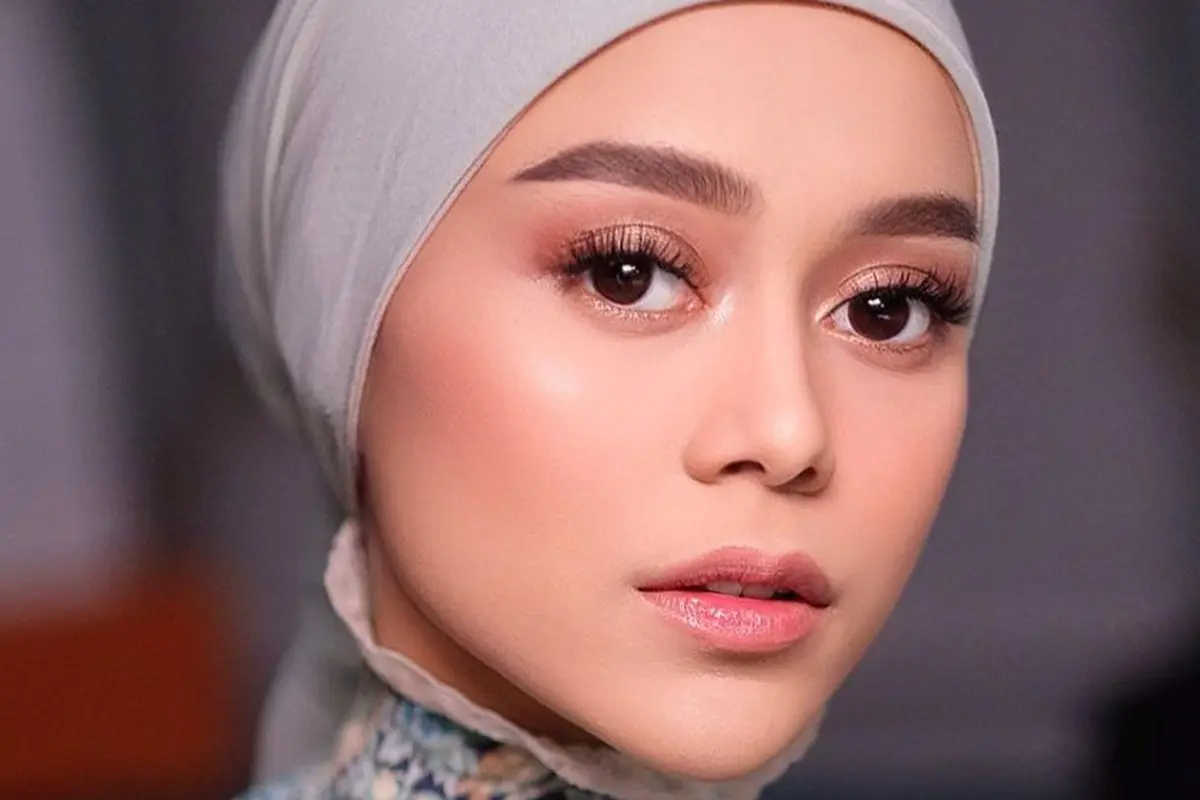 Lesti menangis saat kontestan membawakan lagu soal KDRT