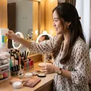Meja Rias Selalu Berantakan? Ini Rekomendasi Acrylic Organizer yang Estetik dan Fungsional