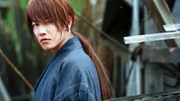 Sekuel film Rurouni Kenshin (Samurai X) bertajuk Rurouni Kenshin: Kyoto Inferno sukses menjual 645.086 tiket selama tiga hari.