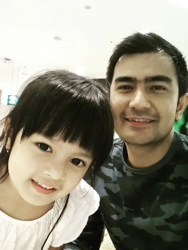 Potret kebersamaan Shandy Syarif dan Anak