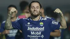 Kompetisi kasta tertinggi sepak bola Indonesia, BRI Liga 1 2021/2022 telah menyelesaikan semua laga di pekan pertama. Total 9 laga telah dimainkan dengan menghasilkan 19 gol. Aksi memikat para pemain pun telah tersaji dan menghasilkan 3 pemain terbaik. Siapa saja? (Foto: Bola.com/M. Iqbal Ichsan)