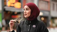 Potret cantik Olla Ramlan (Sumber: Instagram/ollaramlan)