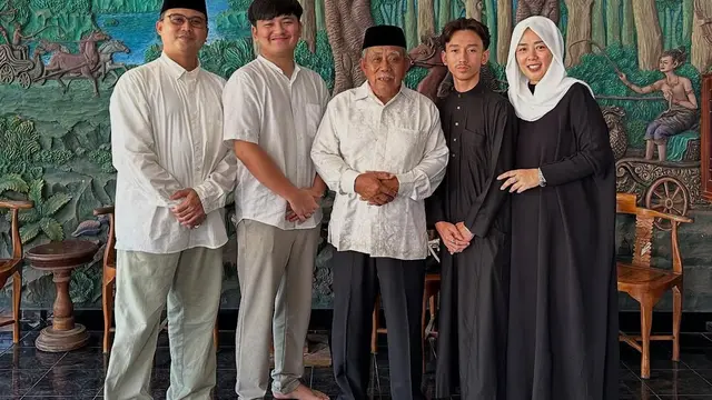 Model gamis Soimah (Instagram/@showimah)