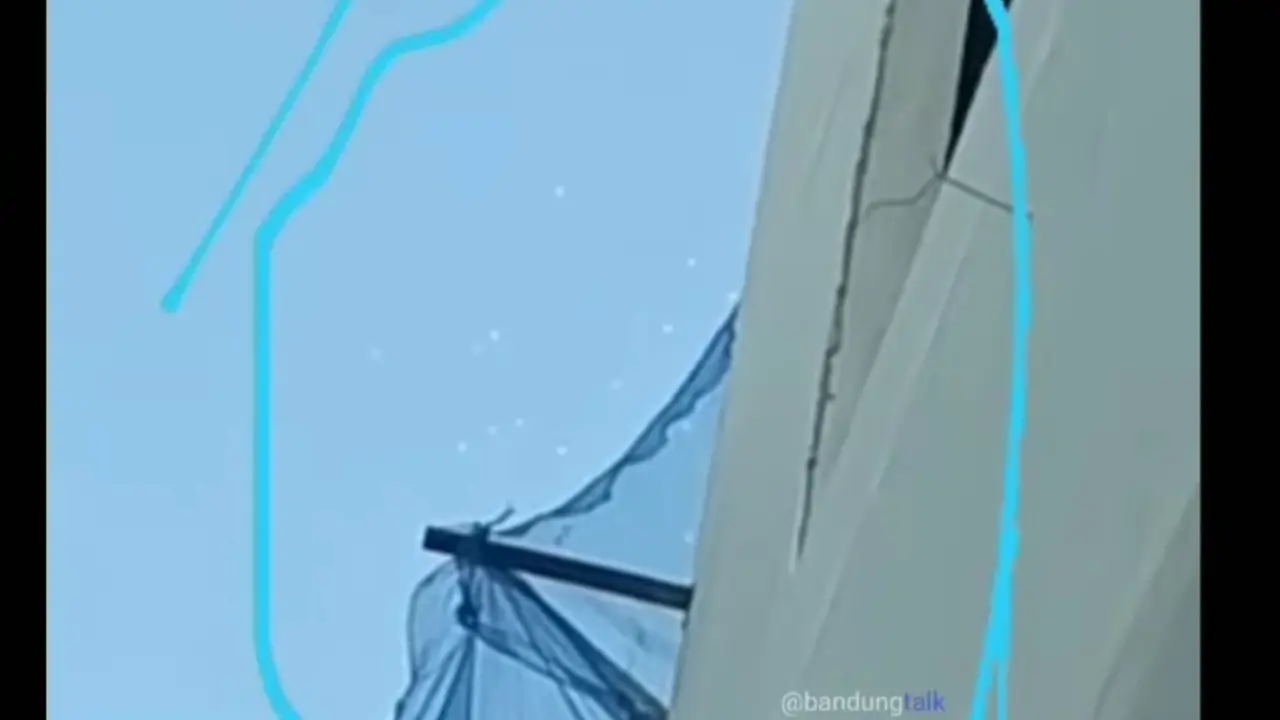 Benda asing di langit