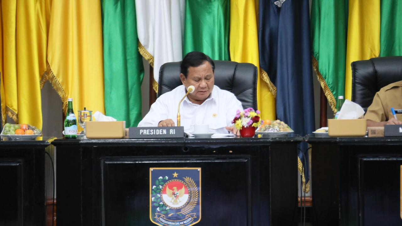 Presiden Prabowo Apresiasi Kerja Cepat Mentan Amran Sulaiman Penuhi Produksi Beras Nasional