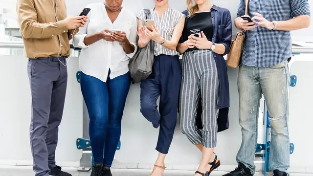 Ilustrasi Belanja Online