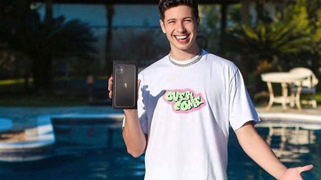 Biking Geleng Kepala, 8 Potret yang Diedit Berlebihan di Instagram