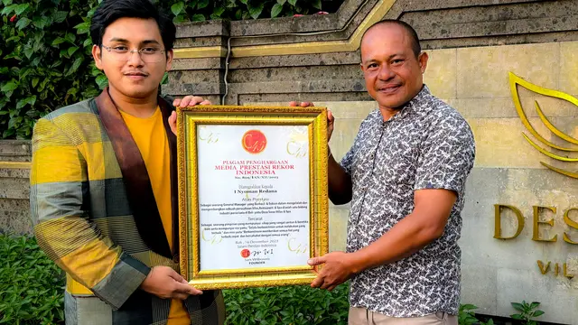 Ian Wibowo dan I Nyoman Redana. (Foto: Dok. Koleksi Pribadi Ian Wibowo)