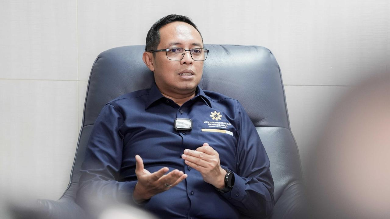 Tak Lagi Jadi Kepala Kantor Komunikasi Kepresidenan, Hasan Nasbi Kini Diangkat Jadi Komisaris Pertamina