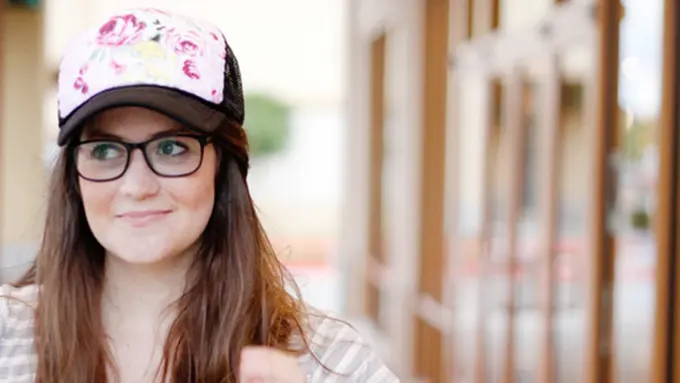 Foto : copyright seekatesew.com