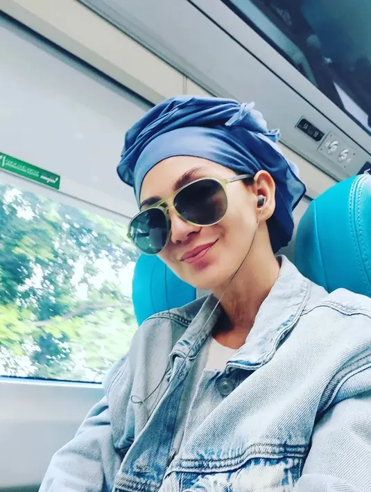 Beberapa bulan lalu, Wanda Hamidah mengejutkan banyak orang dengan keputusannya memakai hijab. (FOTO: instagram.com/wanda_hamidah)