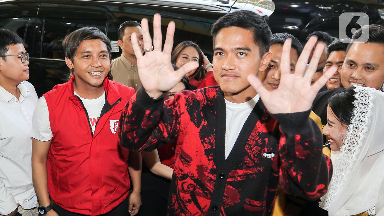 Kaesang Pangarep Sambangi Markas Golkar