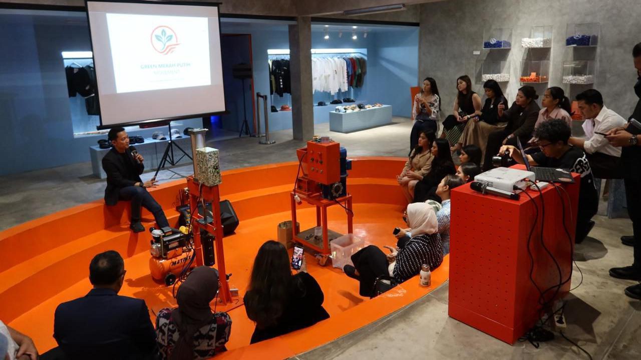 Diskusi yang digelar di Space Available, Kemang, Jakarta Selatan, Senin (8/12), Inisiator Green Merah Putih