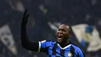 Romelu Lukaku (65 juta euro) - Lukaku didatangkan Inter Milan dari Manchester United pada Agustus 2019 lalu dengan mahar 65 juta euro dan tambahan 10 juta euro, sehingg total menjadi 75 juta euro. (AFP/Miguel Medina)