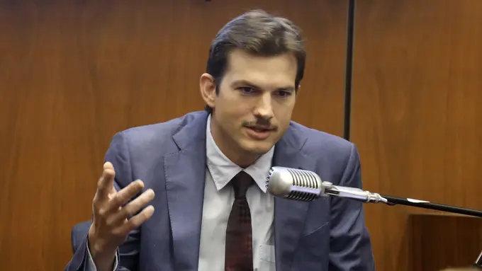 Ashton Kutcher saat bersaksi di pengadilan  (Frederick M. Brown/Pool via AP)