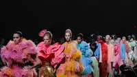 Lebih dari 35 rambu model di pertunjukkan Marc Jacobs diwarnai dengan warna pastel (instagram/marcjacobs)