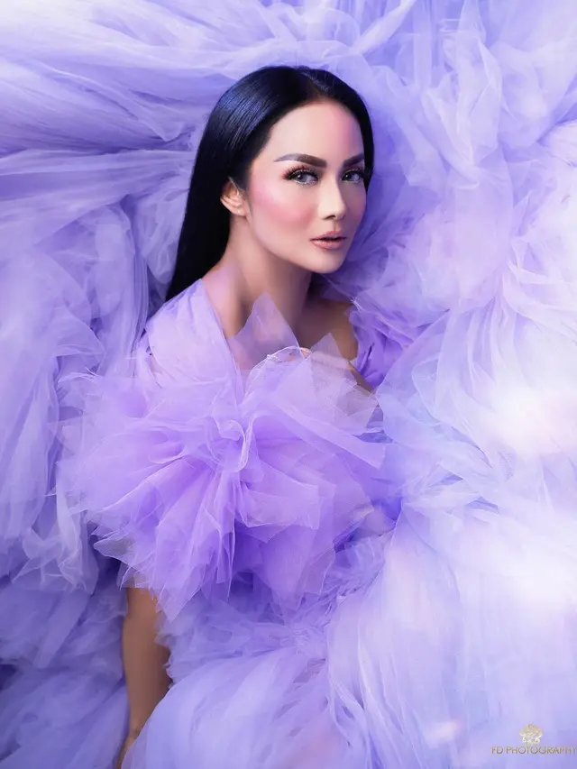 ilustrasi operasi cantik adalah rahasia krisdayanti tampil tetap cantik/instagram: @krisdayantilemos