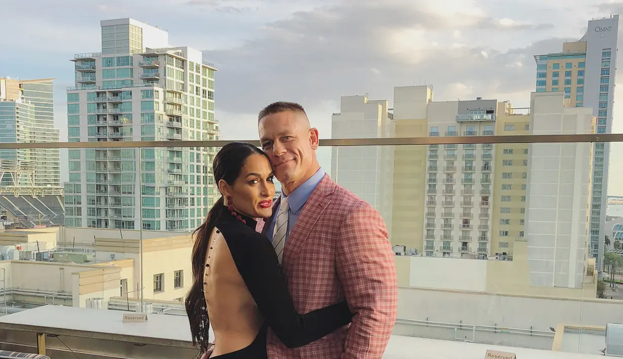 Lewat Instagram, Nikki Bella dan John Cena mengumumkan perpisahan hubungan yang sudah lama terjalin itu. (instagram/thenikkibella)
