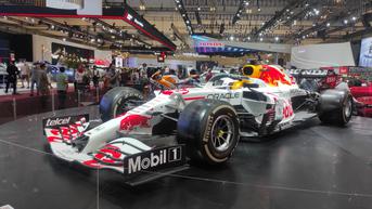 GIIAS 2022: Mobil Balap F1 Jadi Arena Swafoto di Booth Honda