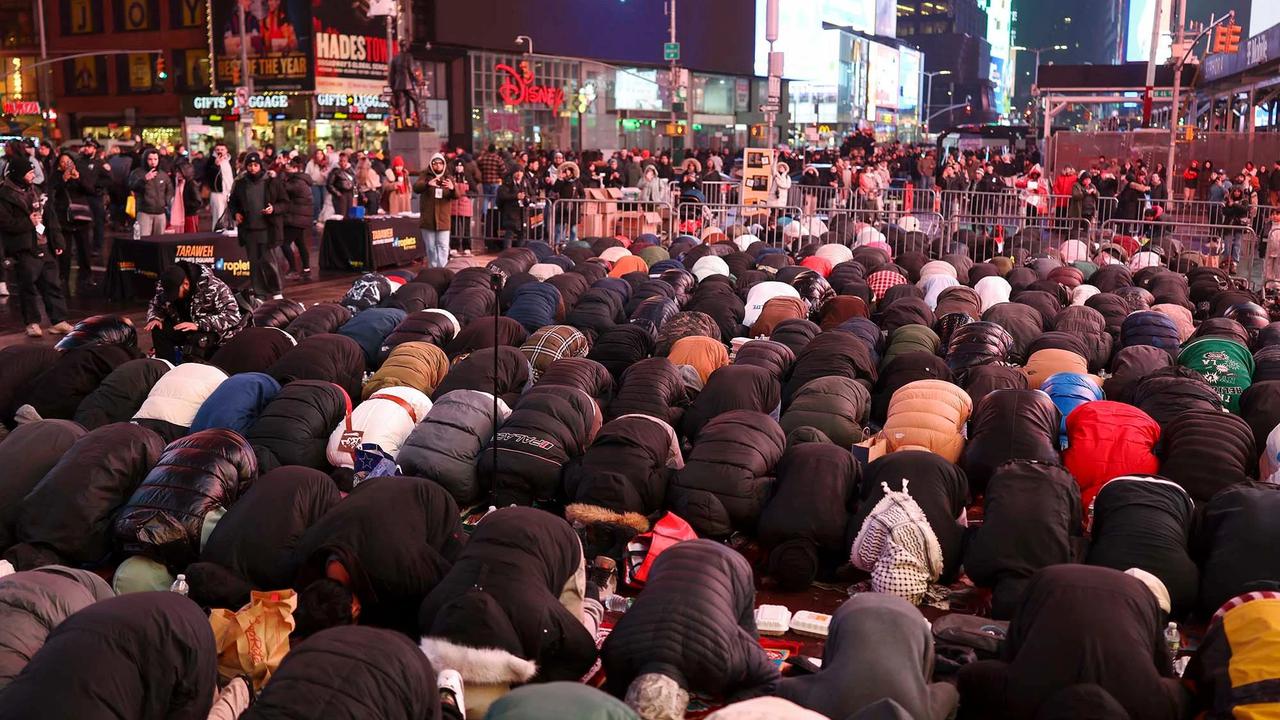 FOTO: Semangat Ramadan Menggema di Times Square New York