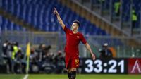 Striker AS Roma Stephan El Shaarawy merayakan golnya ke gawang Bologna dalam lanjutan Liga Italia di Stadion Olimpico, Minggu (29/10/2017) dini hari WIB.(Angelo Carconi/ANSA via AP)