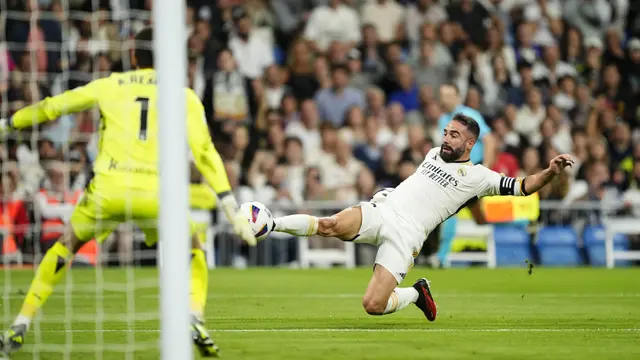 Foto: Momen Valverde dan Joselu Bawa Real Madrid Comeback Atasi Real Madrid, Kukuh Puncaki Klasemen dengan Poin Sempurna