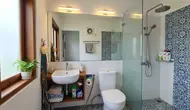 7 Desain Kamar Mandi Rumah Kontrakan yang Tetap Kering dan Tidak Bau