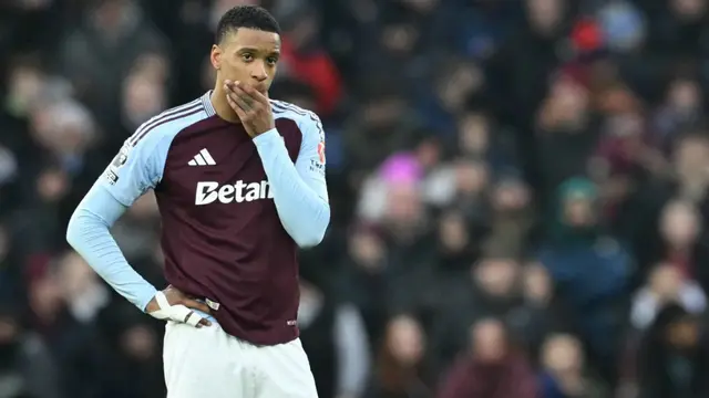 Arsenal Minati Ezri Konsa, Aston Villa Pasang Harga Segini