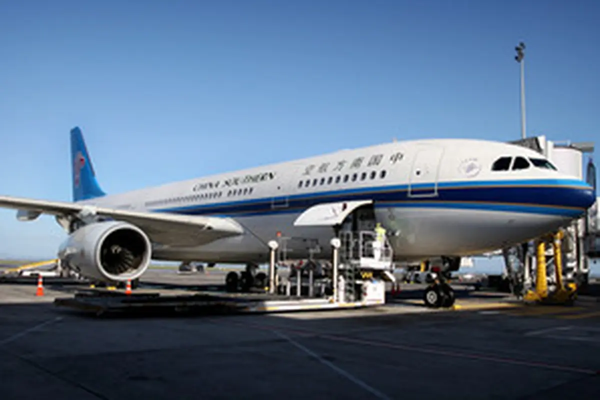 China Southern Tertunda di Auckland