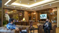 Menteri Koordinator Bidang Perekonomian Airlangga Hartarto bertemu dengan Duta Besar Selandia Baru untuk Indonesia H.E. Kevin Burnett ONZM. Pertemuan tersebut membahas prioritas Indonesia dalam Presidensi G20 tahun 2022. (Dok ekon.go.id)