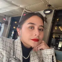 Prilly Latuconsina lakoni bisnis usaha kuliner cafe dan bakery (Instagram/prillylatuconsina96).