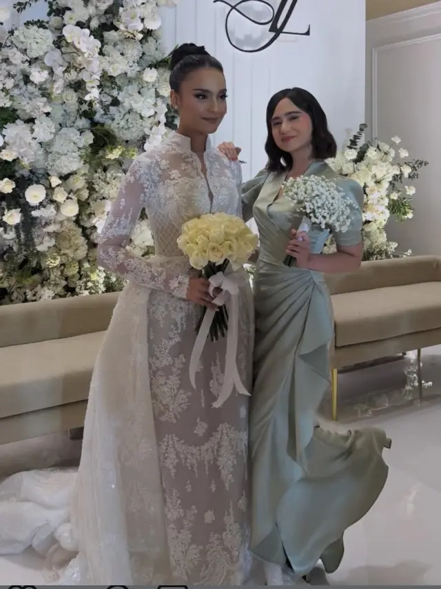 Tissa Biani saat Jadi Bridesmaid di resepsi Sahabat pakai dress hijau. [@tissabiani]