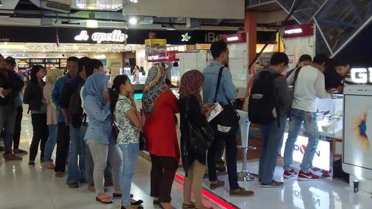 Antrean panjang Advan G1. Dok: Advan