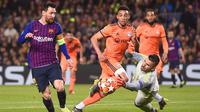 Aksi Lionel Messi dkk. saat Barcelona menjamu Lyon di leg kedua 16 besar Liga Champions 2018-2019 di Camp Nou, Kamis dini hari WIB (14/3/2019). (AFP/Josep Lago)