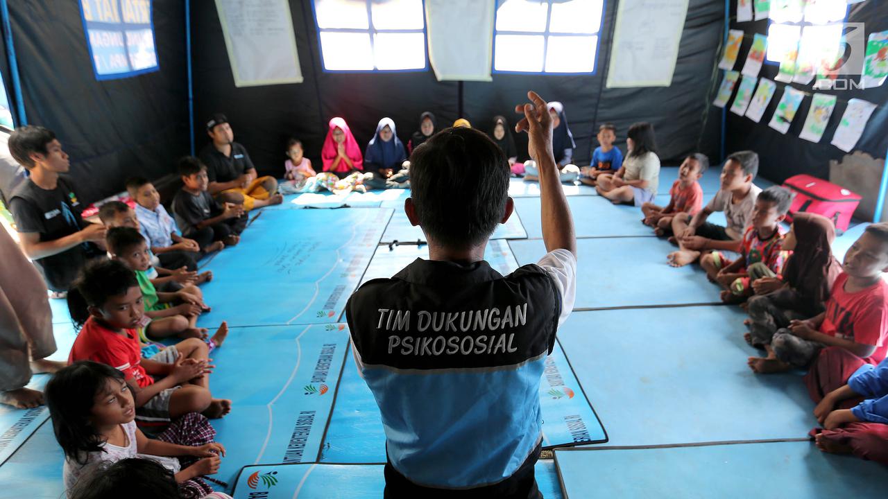 Trauma Healing untuk Anak-Anak Korban Gempa Tsunami Palu