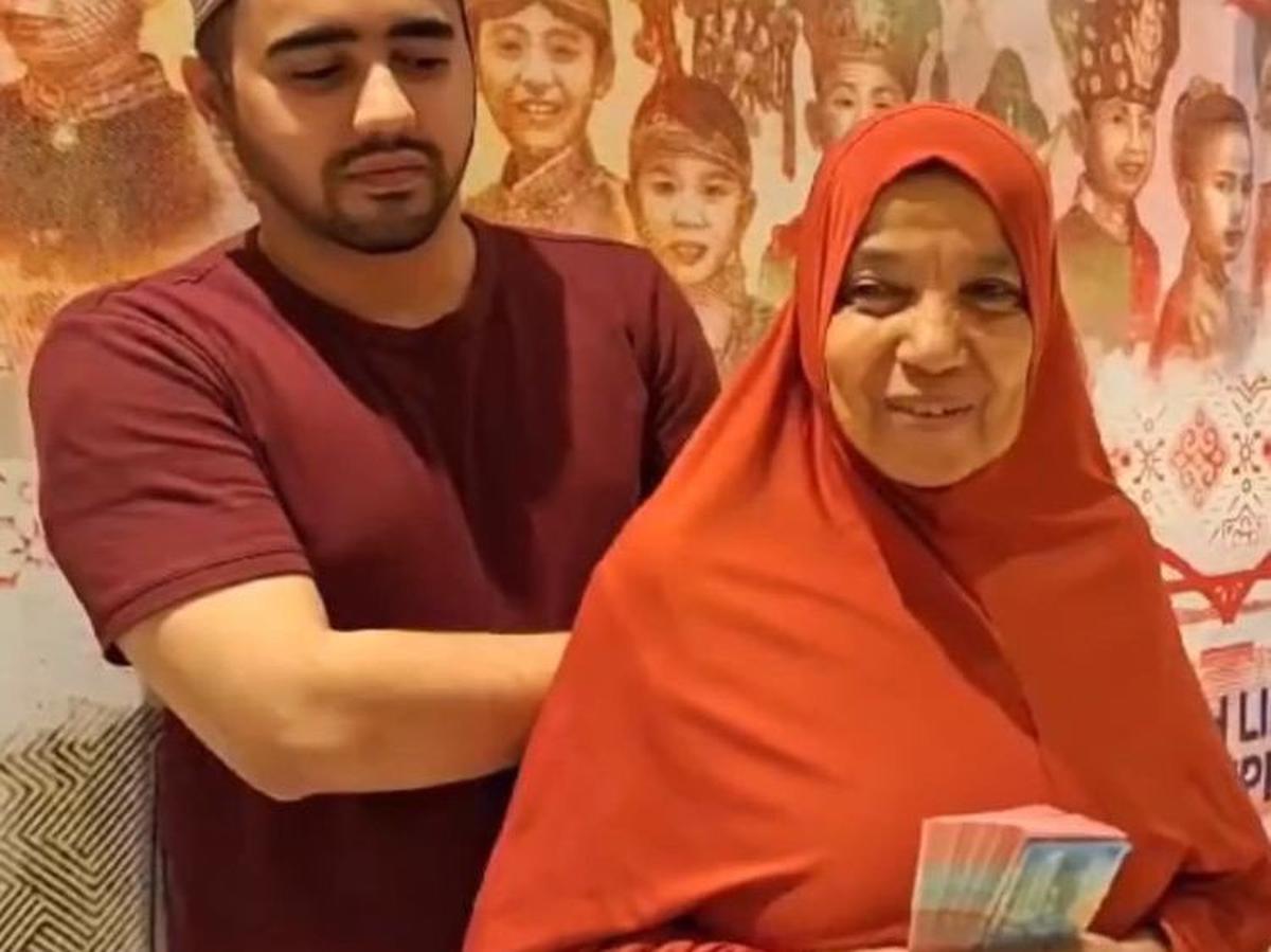 Ibu Soud Langsung Senyum Bahagia