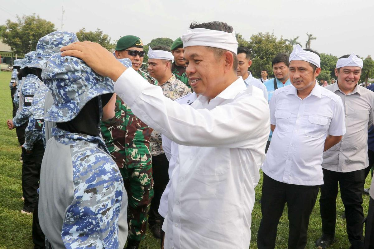 Dedi Mulyadi temui anak-anak yang dibina di Markas Kotrad Depok