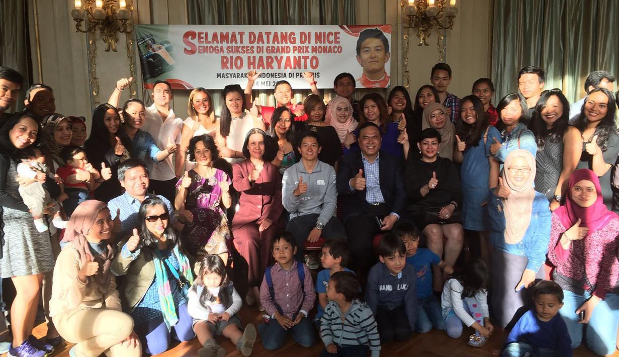 Rio Haryanto hadir dalam acara meet and greet bersama Dubes RI untuk Prancis, Monako, dan Andorra di Nice, Prancis, Selasa (24/5/2016). (Rio Haryanto Media)