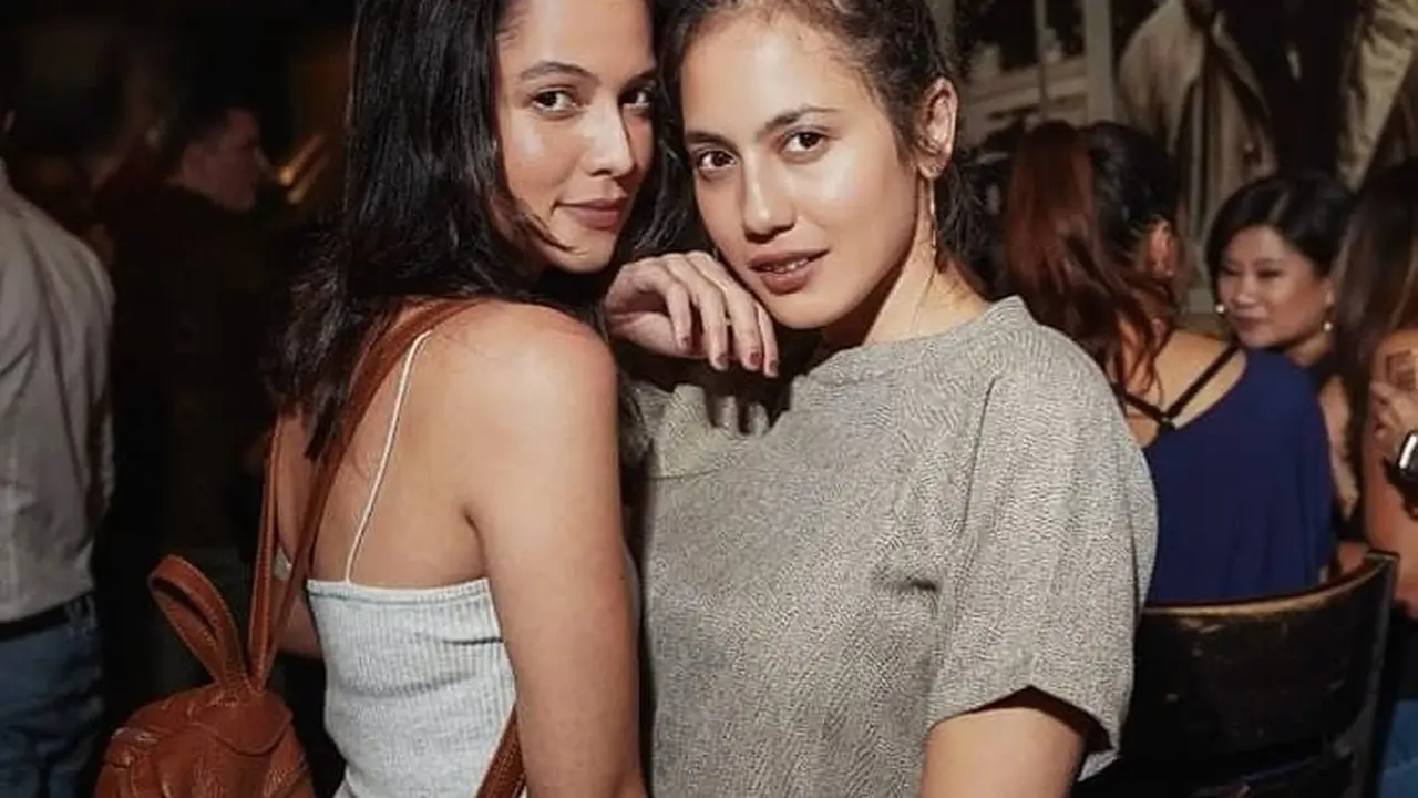 Disebut Mirip, Ini 5 Potret Kebersamaan Pevita Pearce dan Juria Hartmans