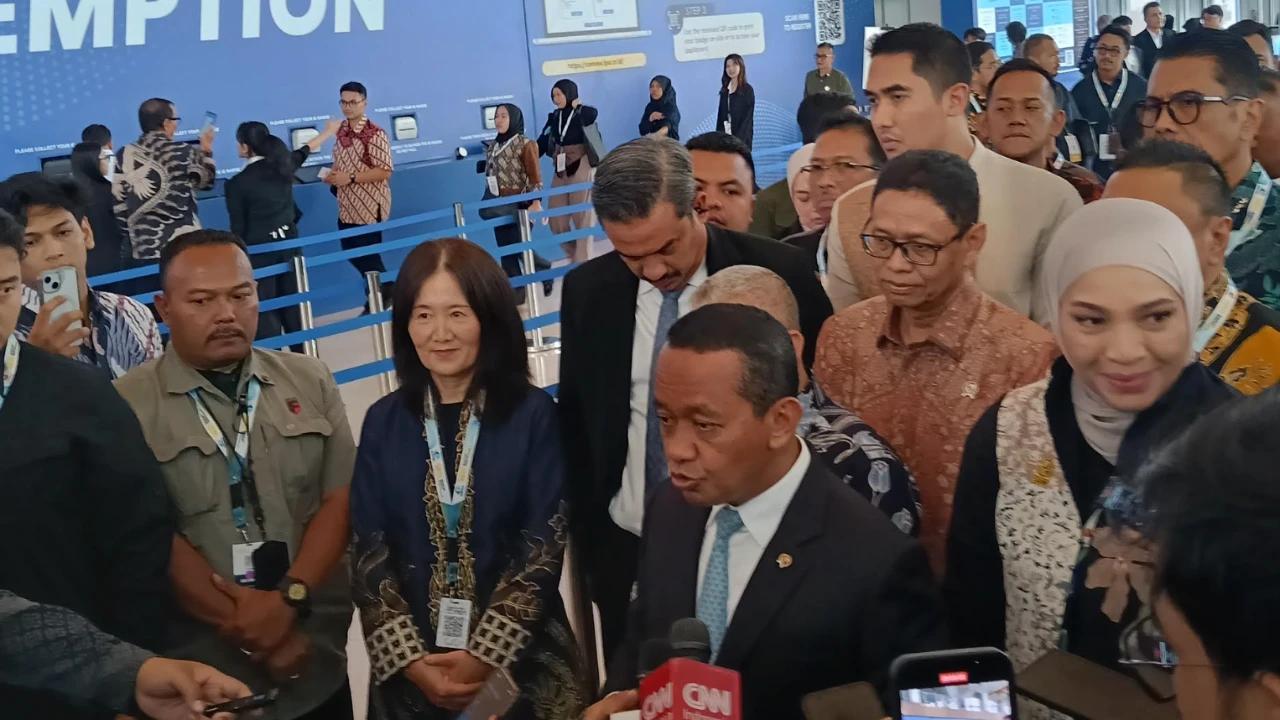 Bahlil Tegaskan Ekspor Migas Tak Akan Lewat Satu Pintu BUMN