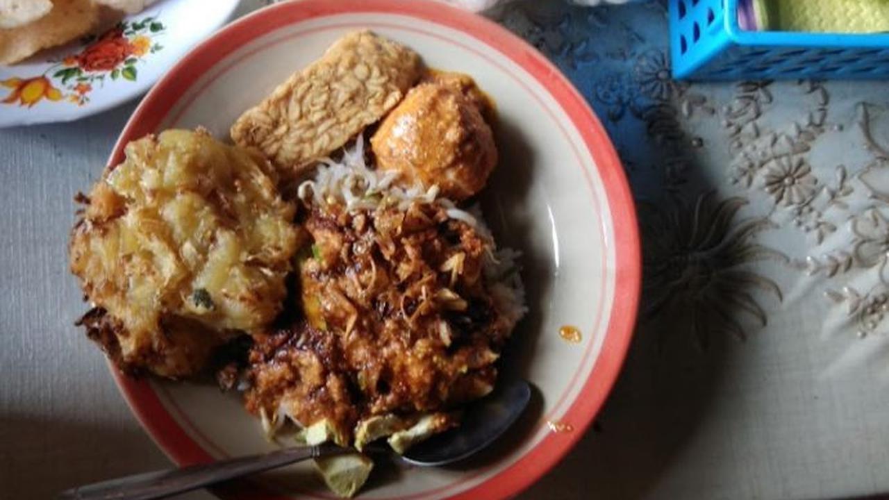 Nasi Lengko Indramayu Cocok untuk Menu Sarapan