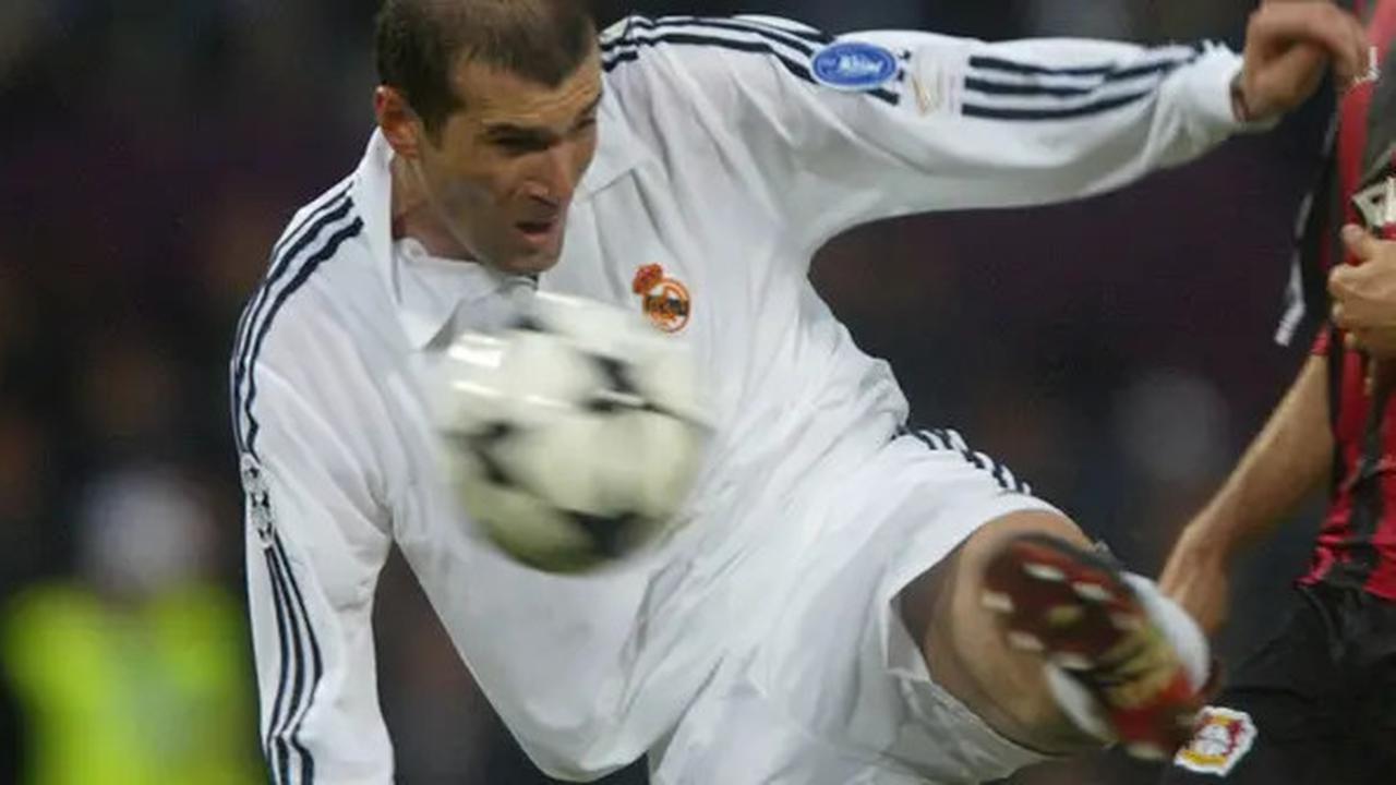 Siapa Gelandang Terbaik Inggris Menurut Zinedine Zidane?
