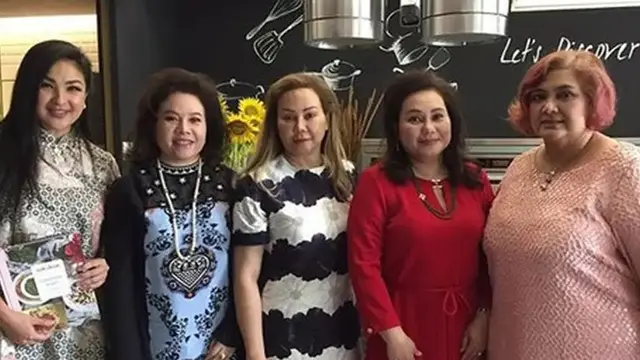 Potret Terbaru Tri Hanurita Mantan Istri Irwan Mussry