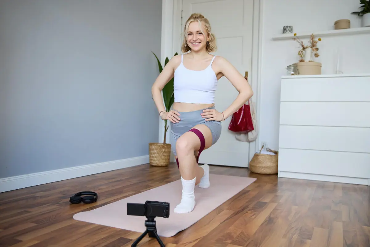 Cozy Cardio, Tren Olahraga Santai di Rumah yang Tetap Efektif Membakar Kalori